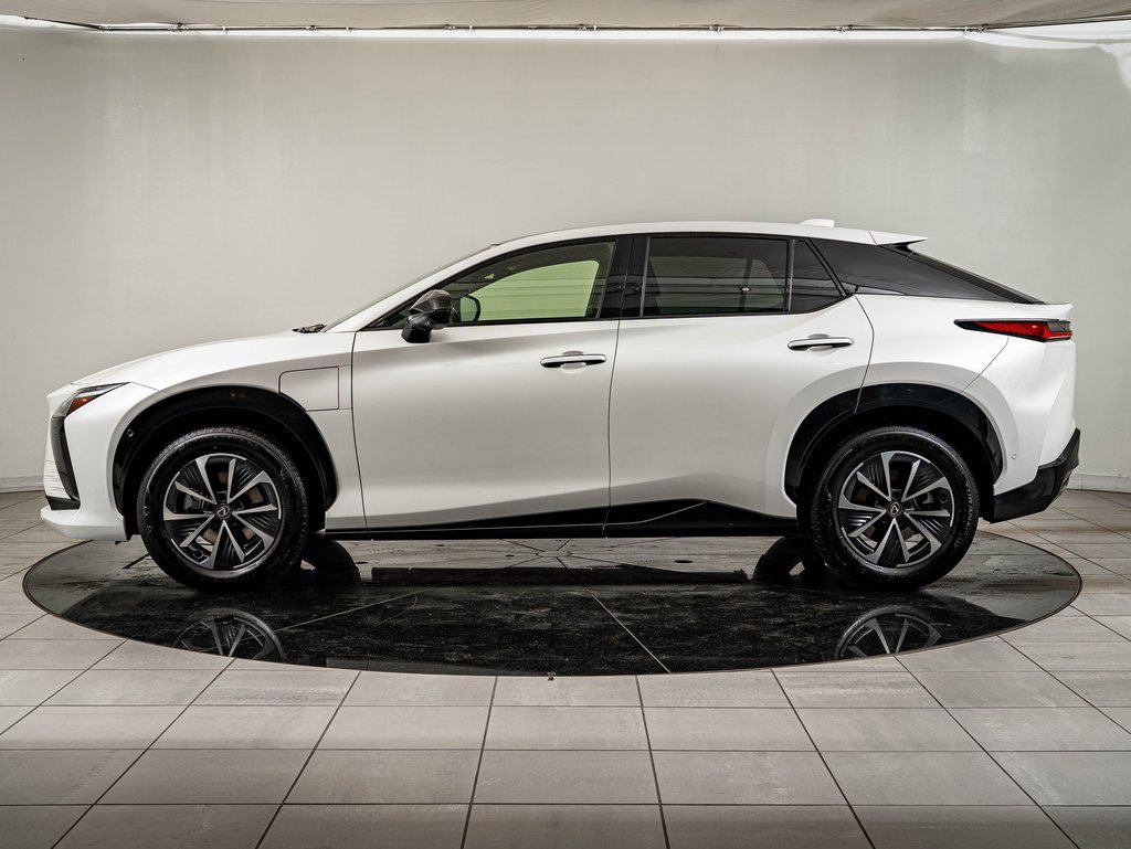 Certified 2023 Lexus RZ 450e Premium w/ Technology Package image 5
