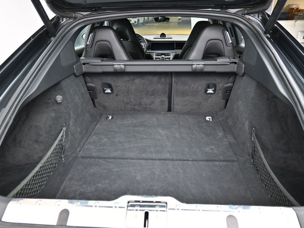 Certified 2018 Porsche Panamera 4 AWD/4WD image 9