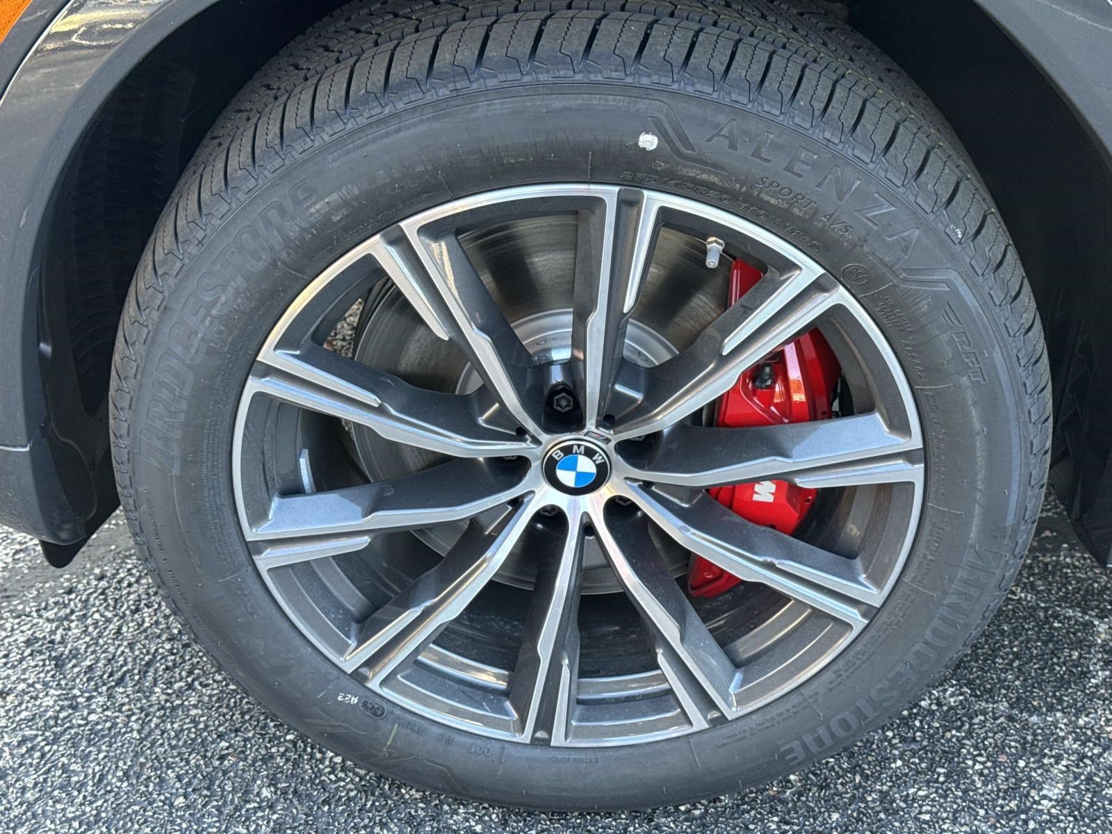 New 2026 BMW X6 M60i w/ Executive Package AWD/4WD image 9