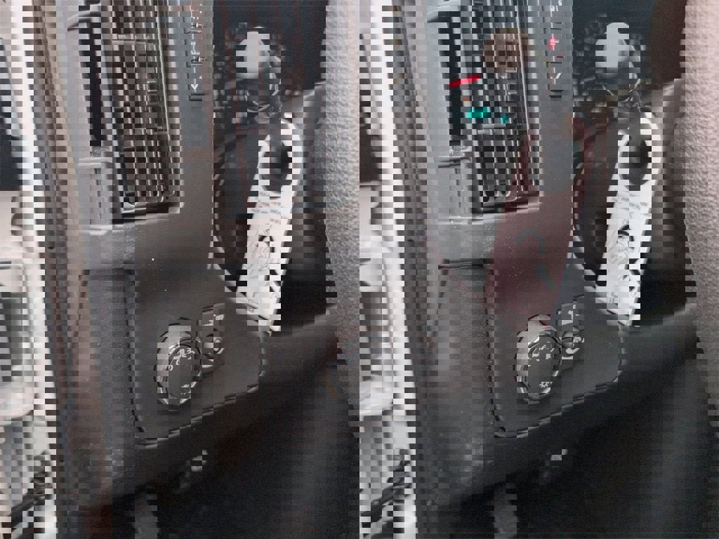 New 2026 Chevrolet Express 2500 Extended w/ Driver Convenience Package image 19