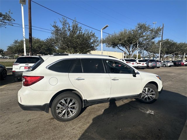 Used 2017 Subaru Outback 3.6R Touring w/ Popular Package #5A image 4