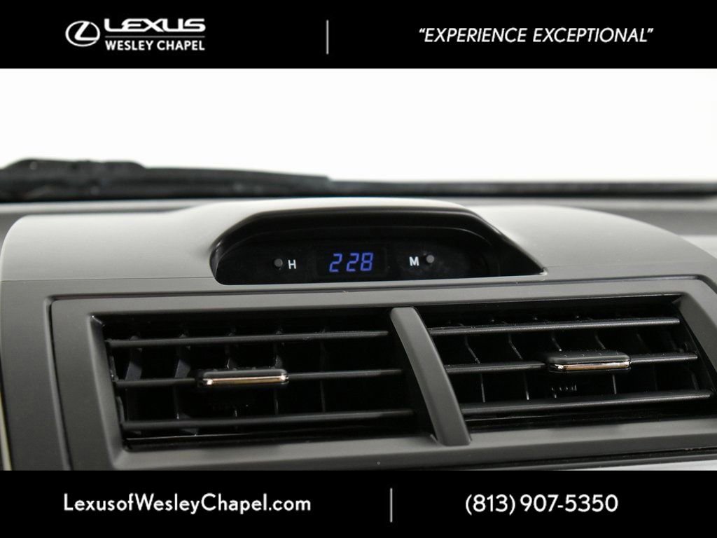 Used 2013 Toyota Camry XLE w/ Convenience Pkg image 35