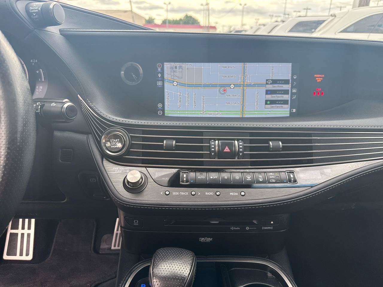 Used 2018 Lexus LS 500 F Sport w/ Accessory Package (Z2) AWD/4WD image 21
