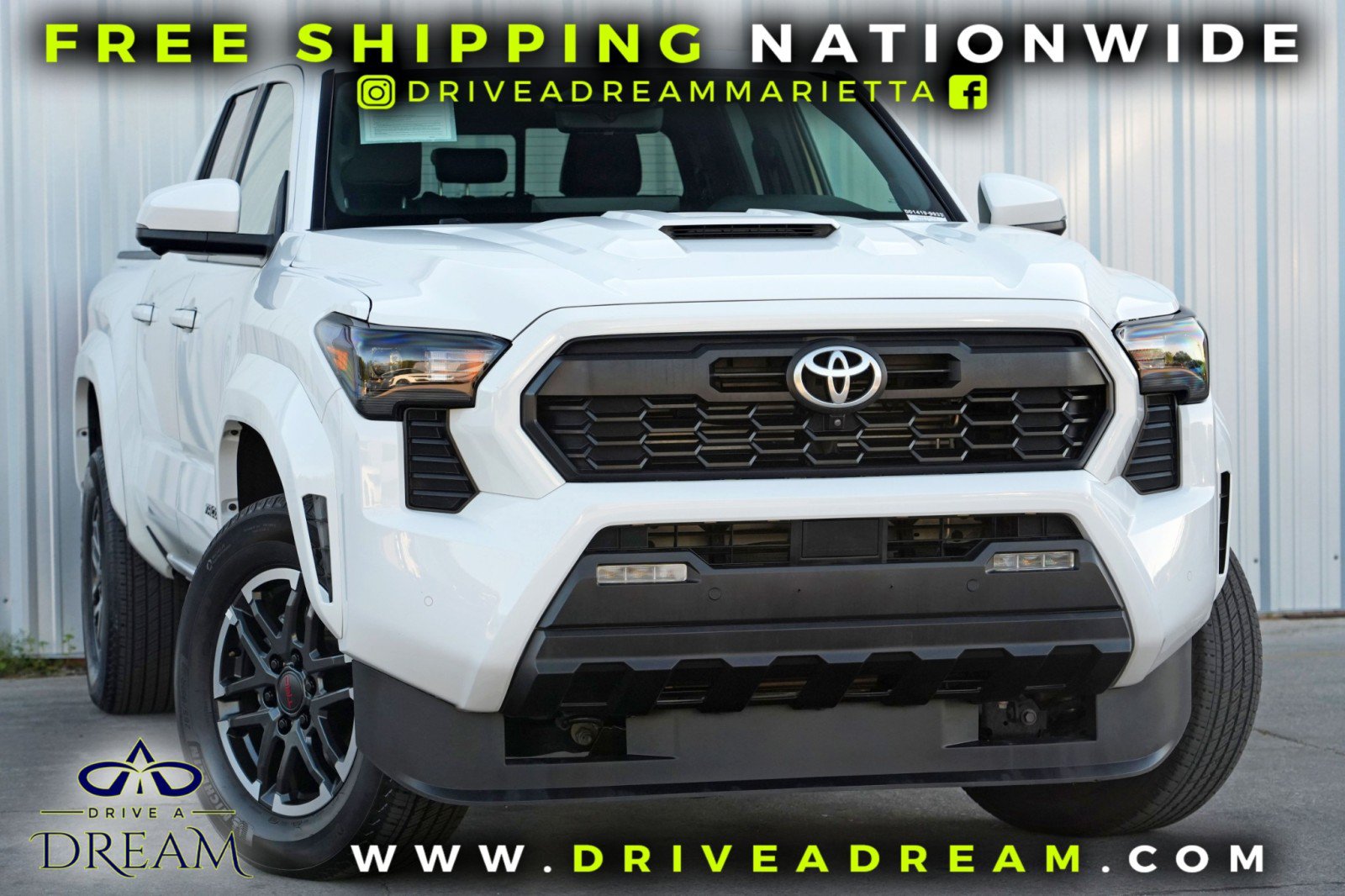 Used 2024 Toyota Tacoma TRD Sport w/ TRD Sport Premium Package AWD/4WD image 2