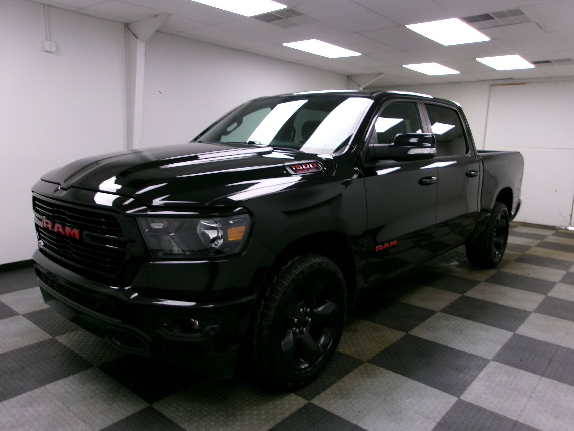 Used 2019 RAM 1500 Big Horn AWD/4WD image 1