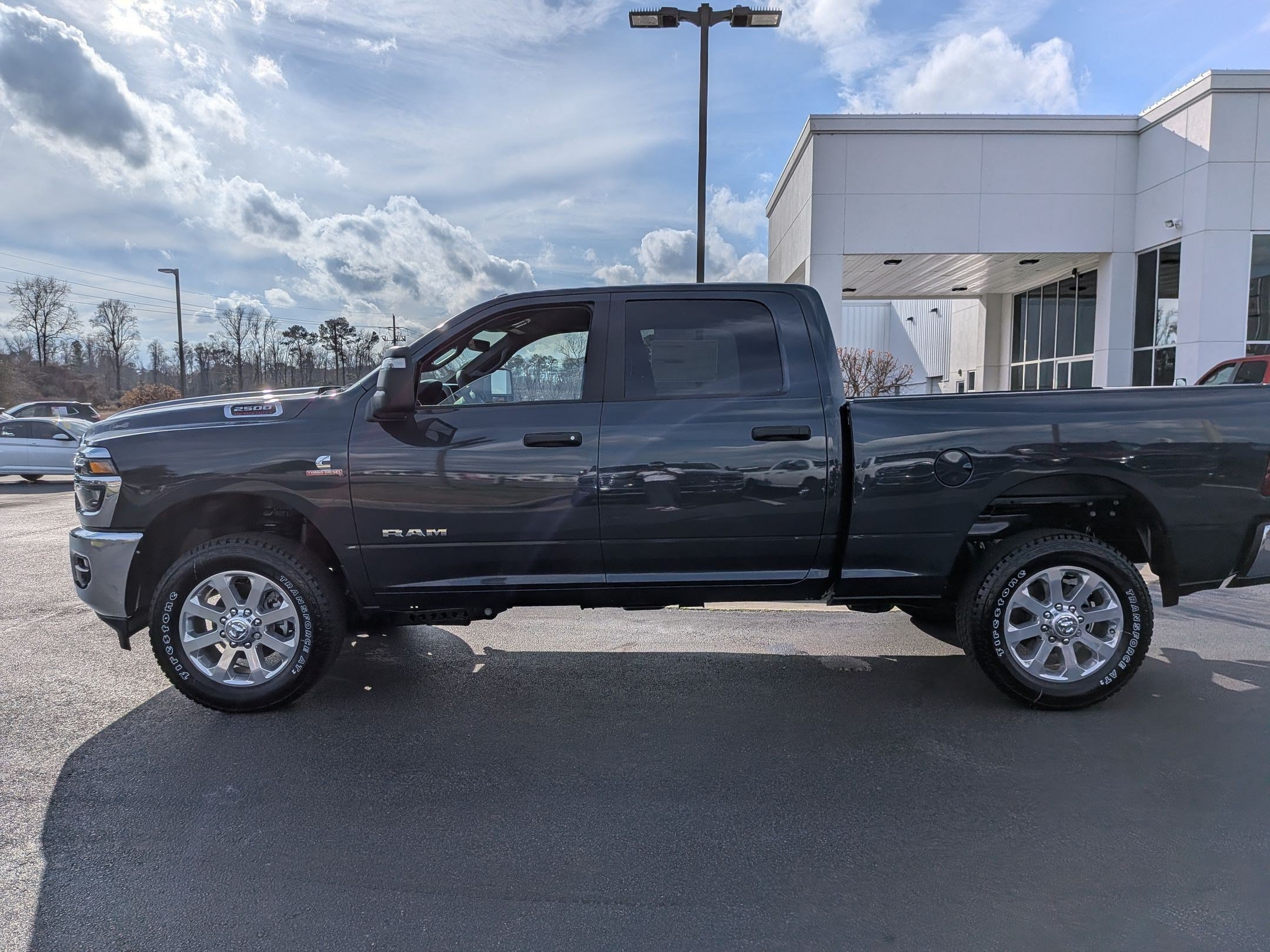 New 2026 RAM 2500 Big Horn AWD/4WD image 8