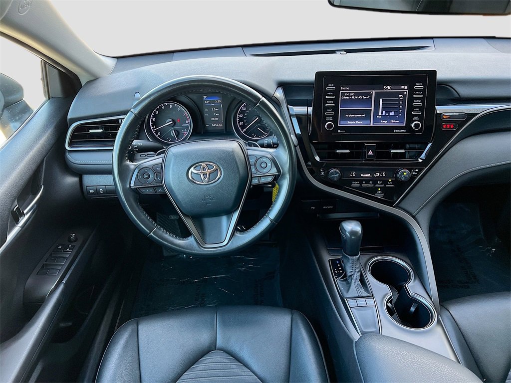 Used 2023 Toyota Camry SE image 20