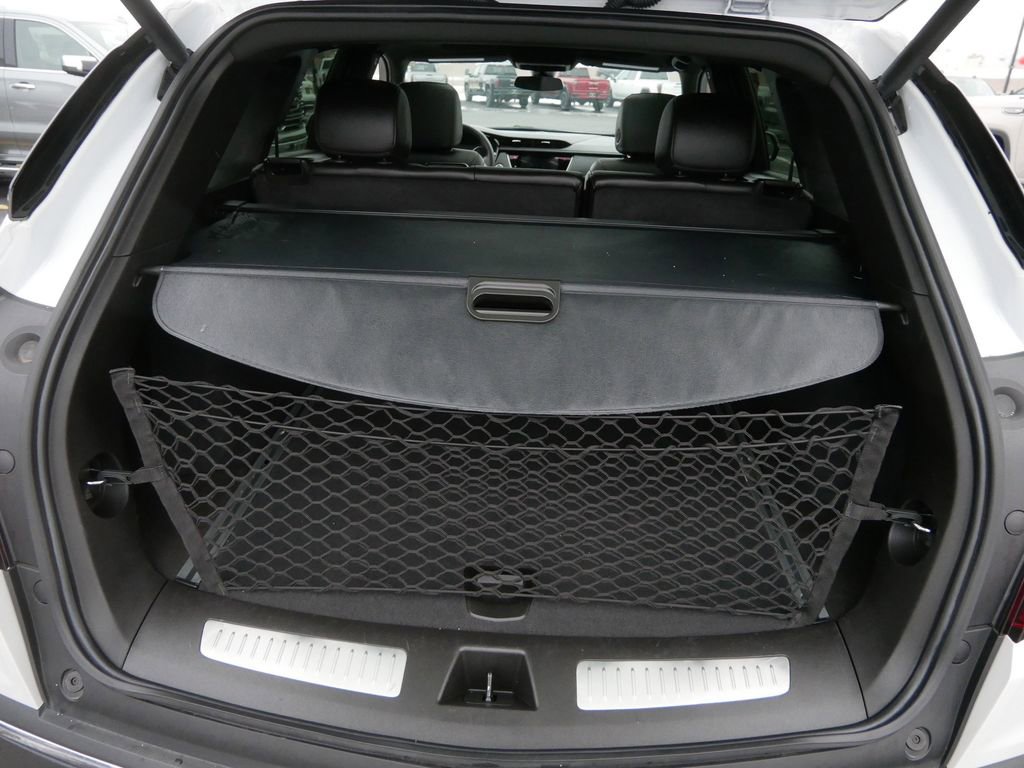 Used 2025 Cadillac XT5 Premium Luxury image 12