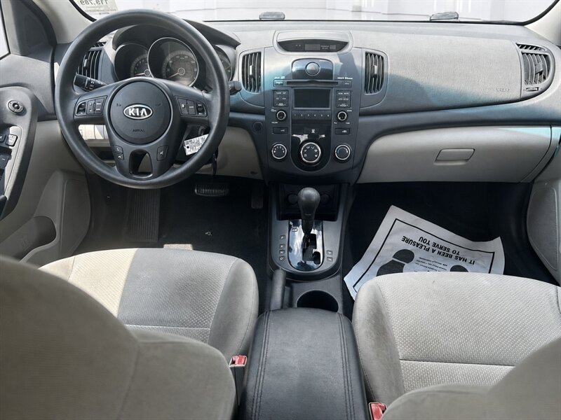 Used 2010 Kia Forte EX FWD image 7