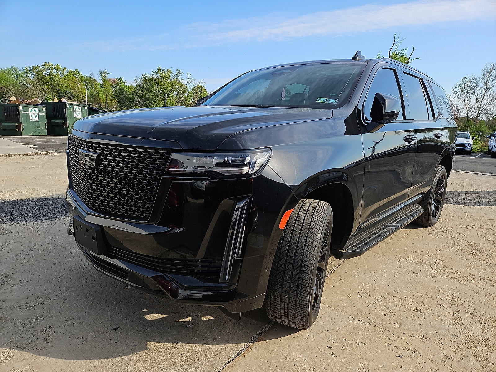 Used 2021 Cadillac Escalade Premium Luxury AWD/4WD image 4