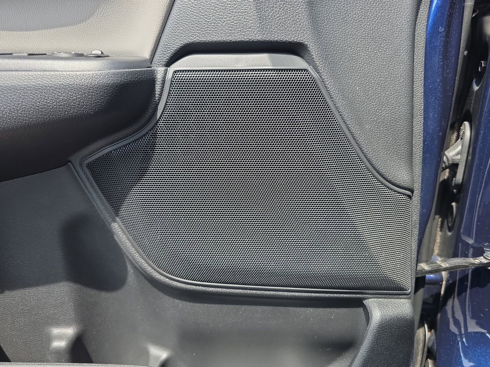 Used 2022 Honda CR-V Touring image 15