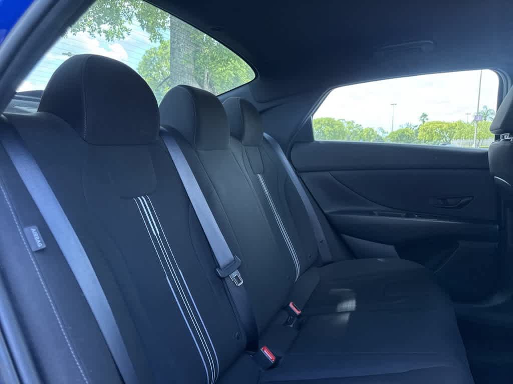 Used 2025 Hyundai Elantra Sport FWD image 25