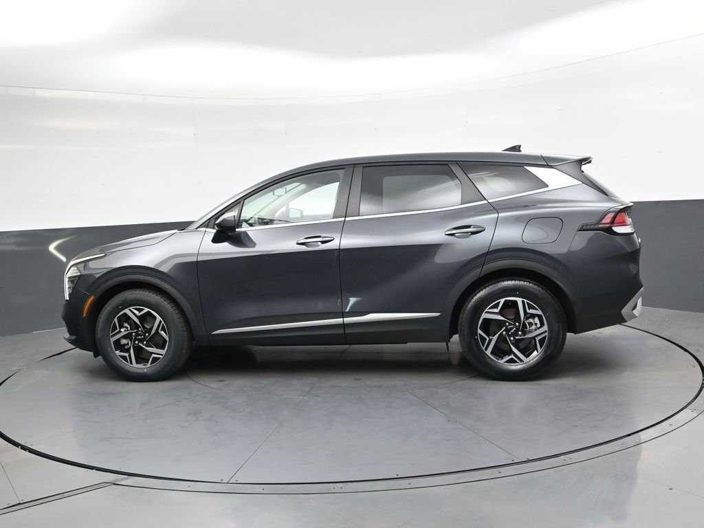 Used 2024 Kia Sportage LX image 7