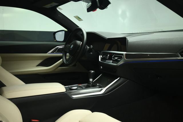 Used 2022 BMW M4 Coupe RWD image 34