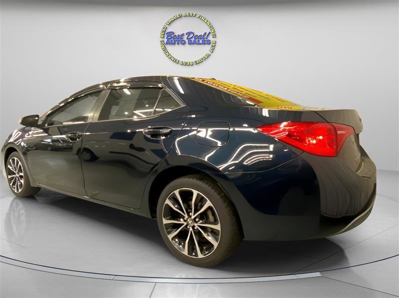 Used 2018 Toyota Corolla SE w/ Carpet Mat Package (TMS) FWD image 4