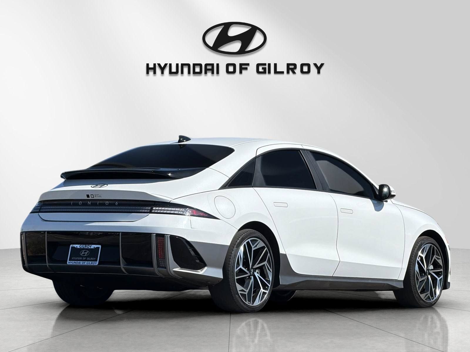 Used 2024 Hyundai Ioniq 6 Limited RWD image 5