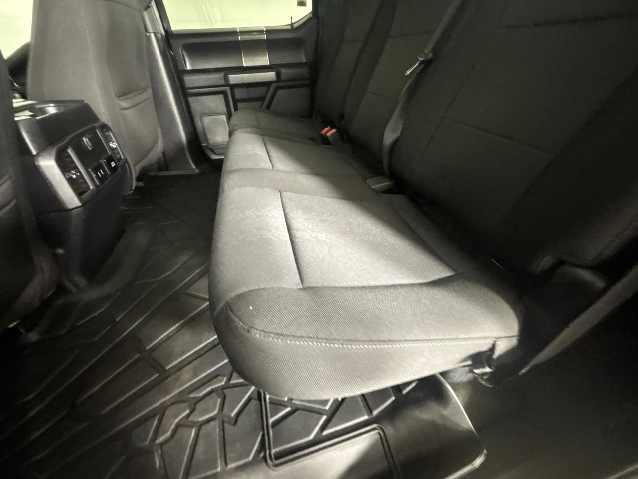Used 2020 Ford F150 XLT w/ Equipment Group 302A Luxury AWD/4WD image 25