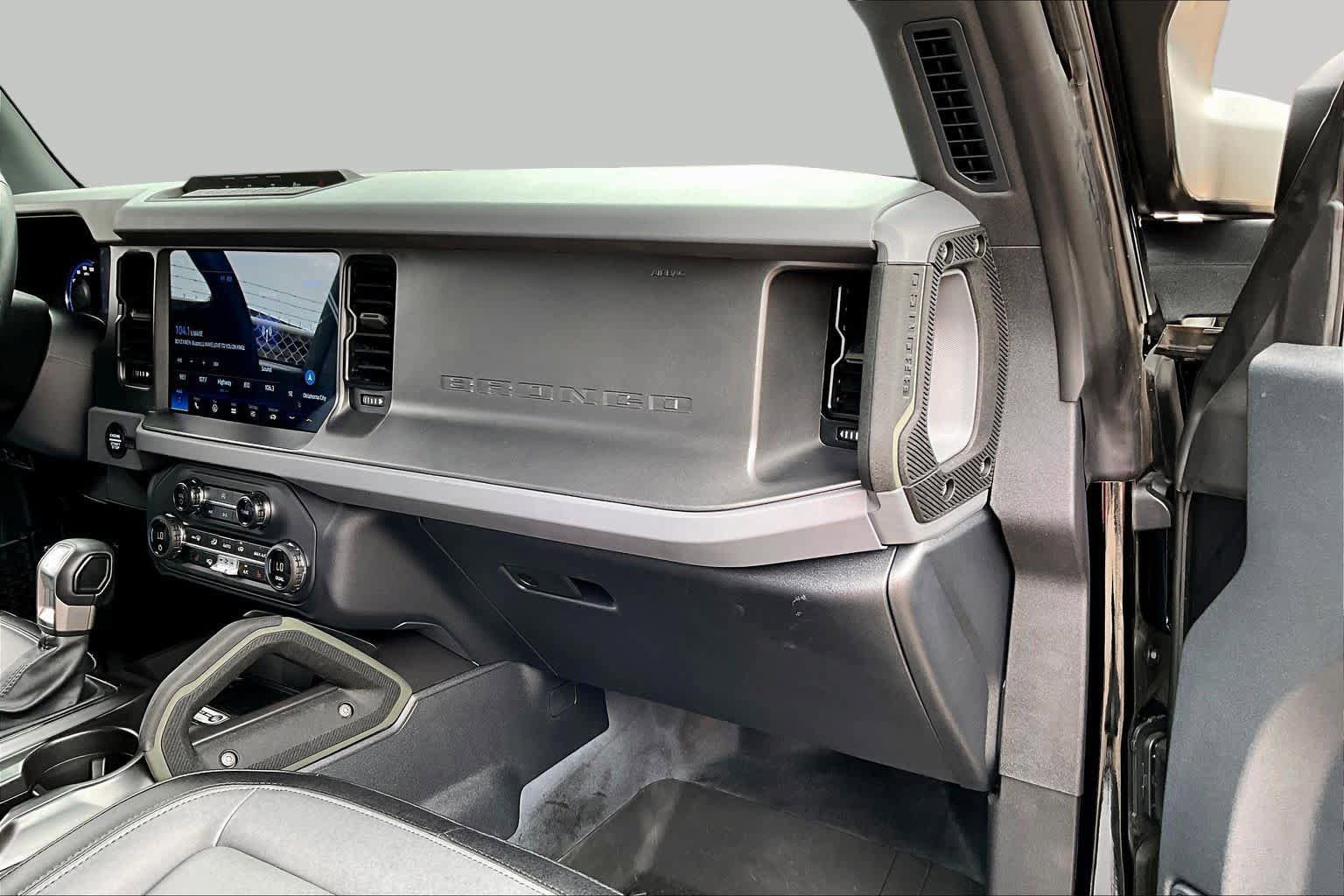 Used 2024 Ford Bronco Everglades AWD/4WD image 17