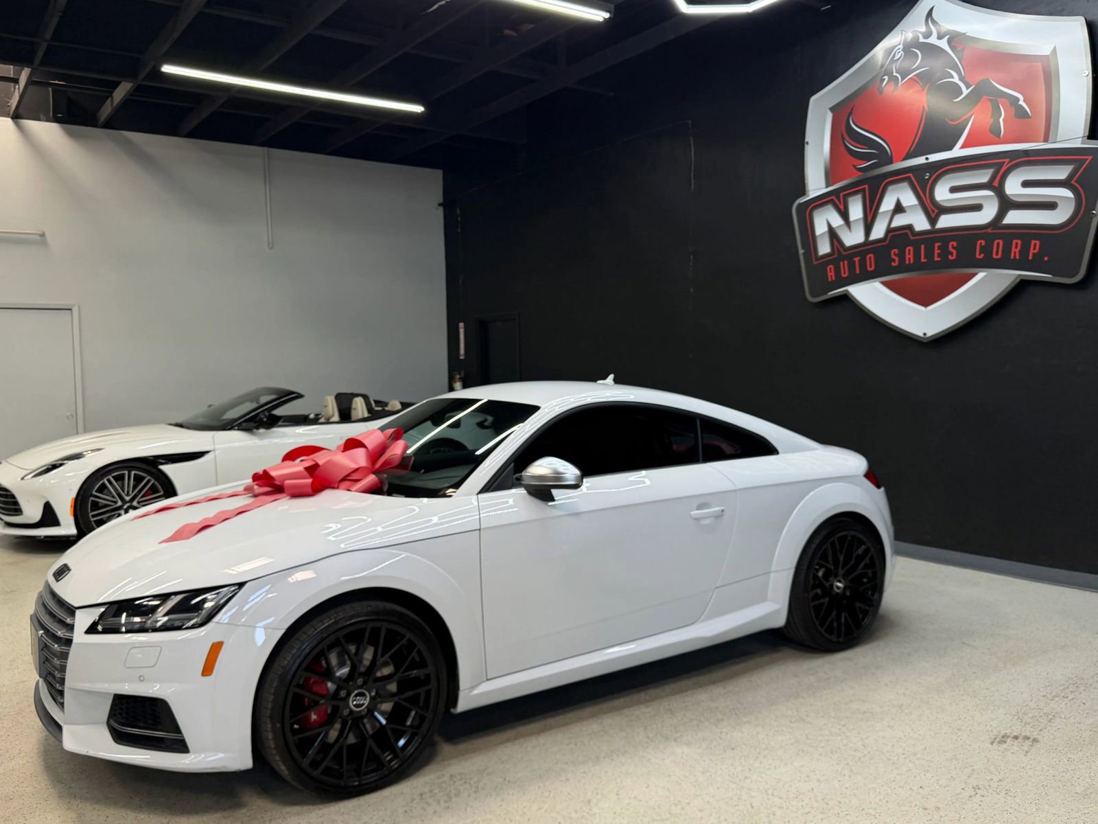 Used 2016 Audi TTS 2.0T Coupe w/ Technology Package AWD/4WD image 2