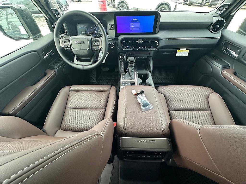 New 2027 Toyota Land Cruiser w/ Premium Package AWD/4WD image 12