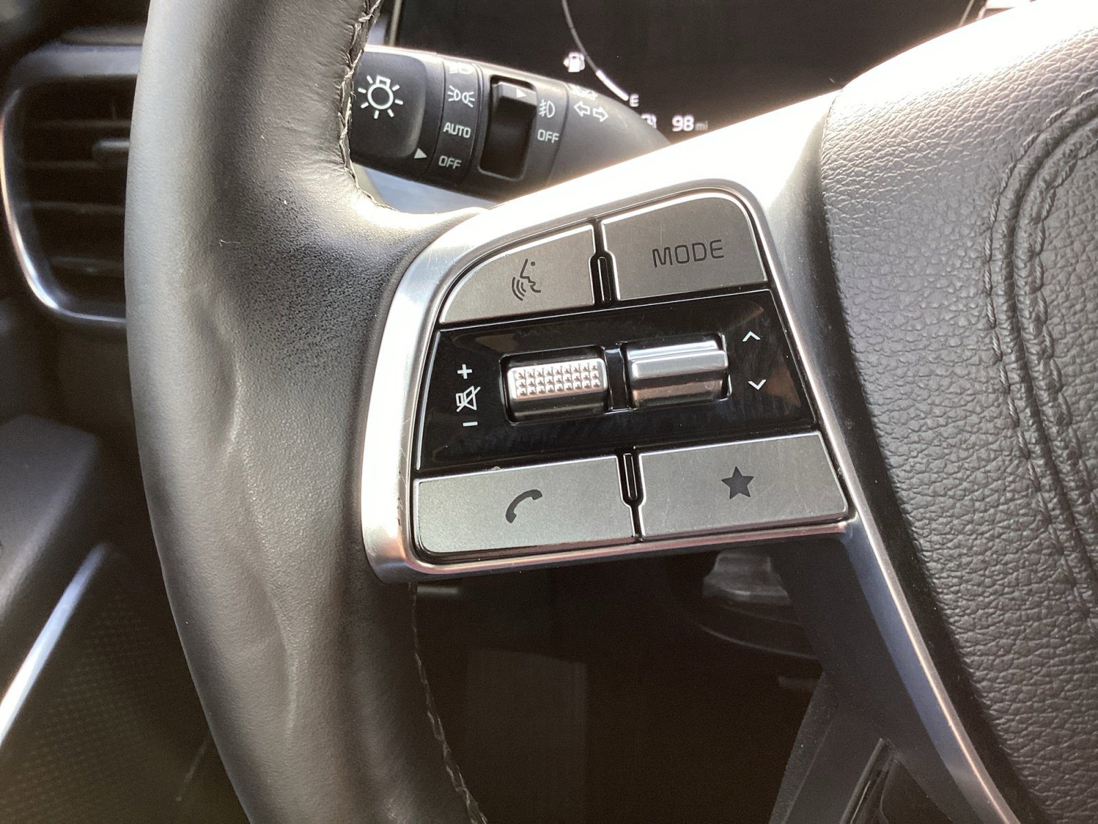 Used 2023 Kia Telluride SX X-Pro image 19