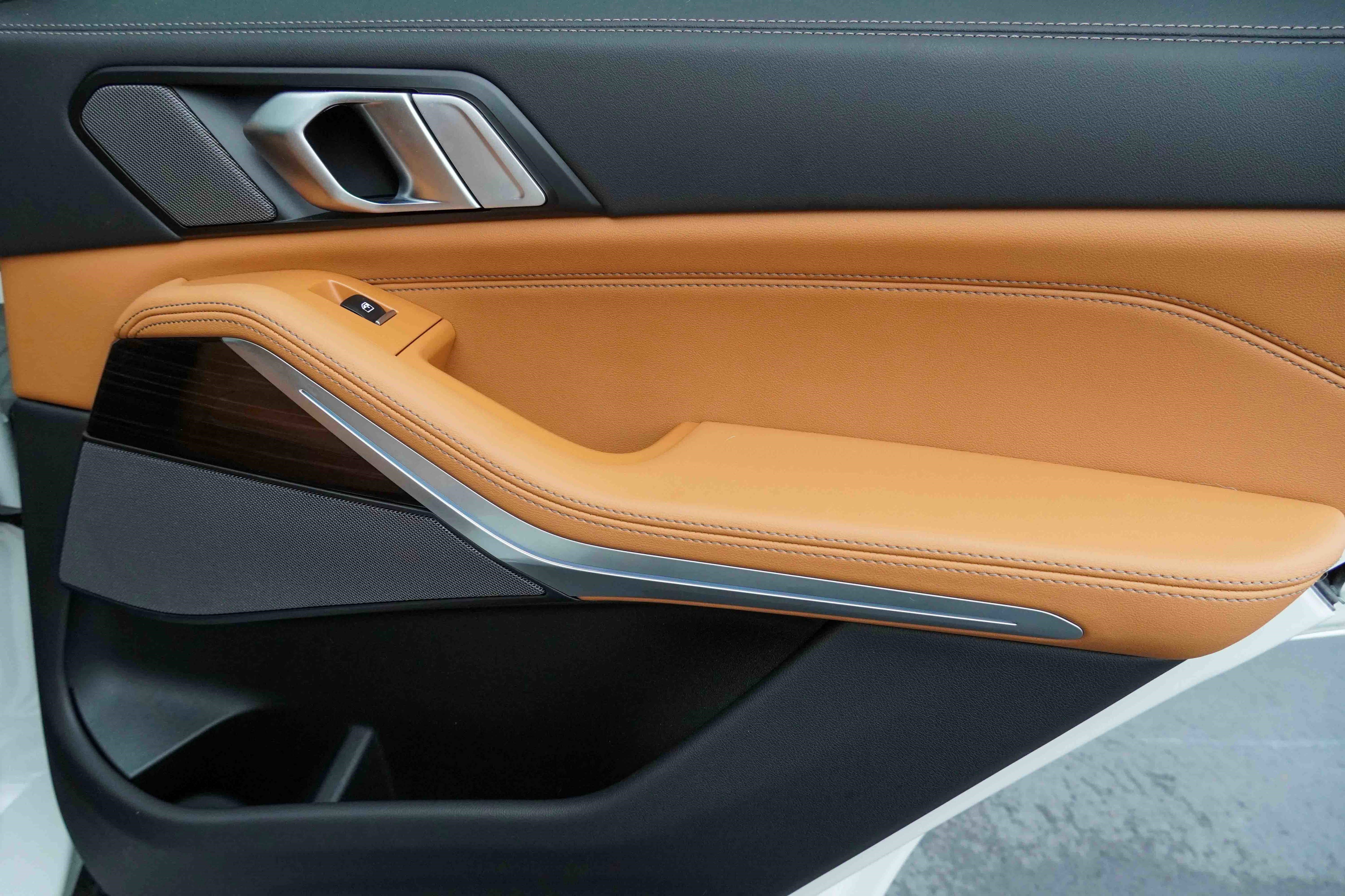 Certified 2025 BMW X5 xDrive40i w/ Climate Comfort Package image 34