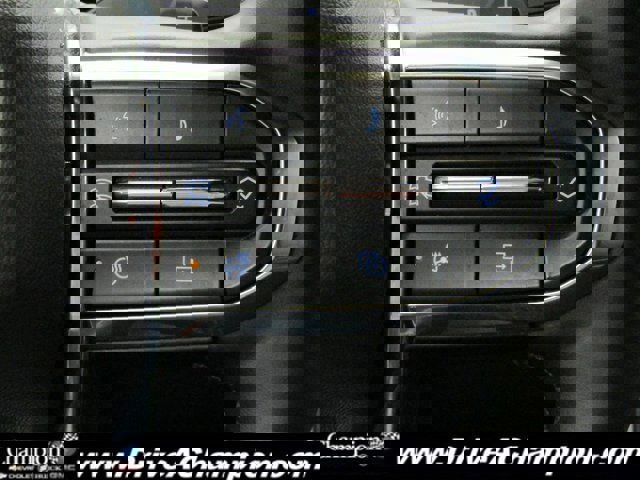 Certified 2025 GMC Yukon Denali image 34