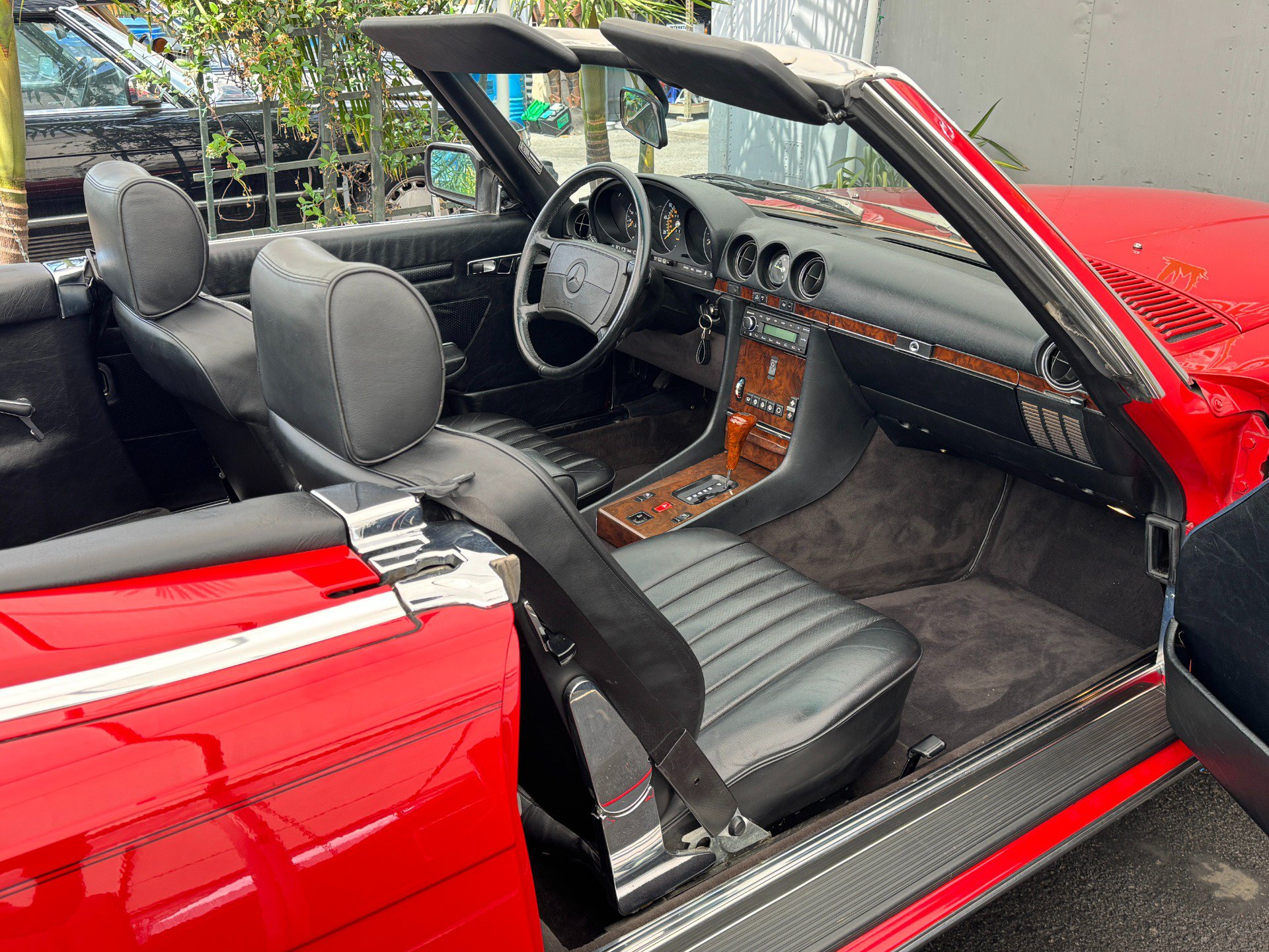 Used 1987 Mercedes-Benz 560 SL image 22