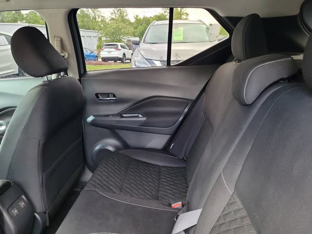 Used 2021 Nissan Kicks SV FWD image 13