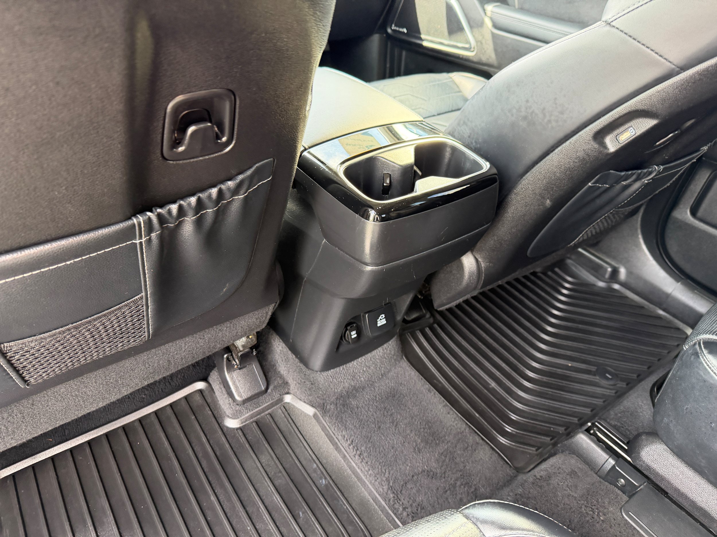 Used 2022 Kia Telluride SX w/ SX Prestige Package AWD/4WD image 21