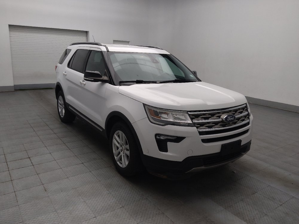 Used 2018 Ford Explorer XLT w/ Equipment Group 201A AWD/4WD image 13
