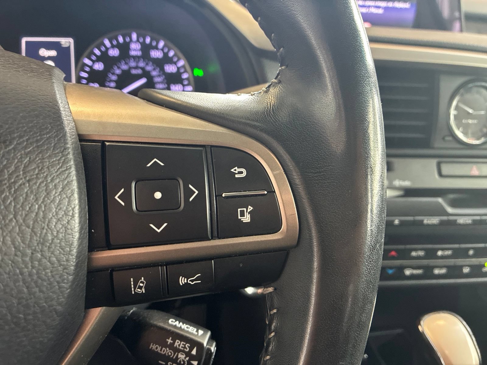 Used 2019 Lexus RX 350 FWD w/ Accessory Package image 17
