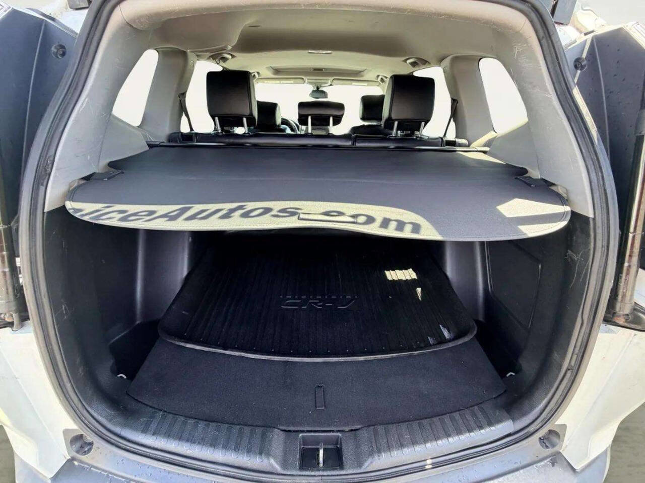 Used 2017 Honda CR-V Touring image 8
