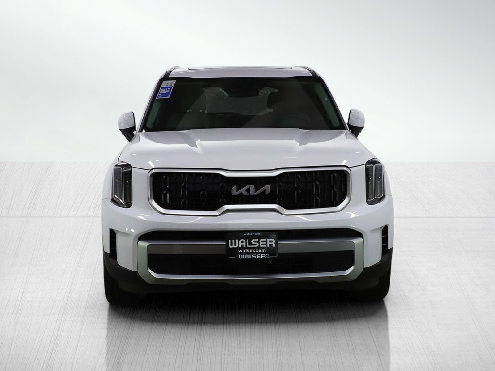 Used 2023 Kia Telluride EX w/ EX Captain's Chair Package image 9