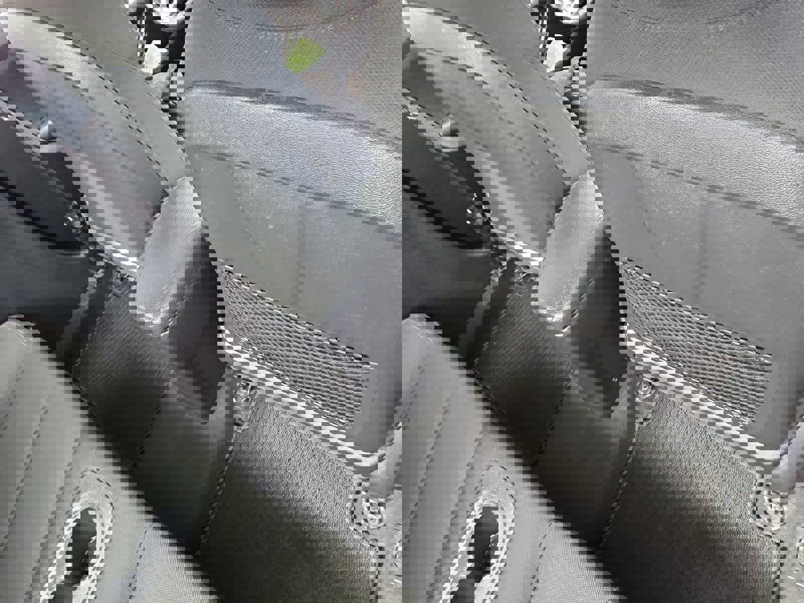 Used 2017 Hyundai Veloster image 18