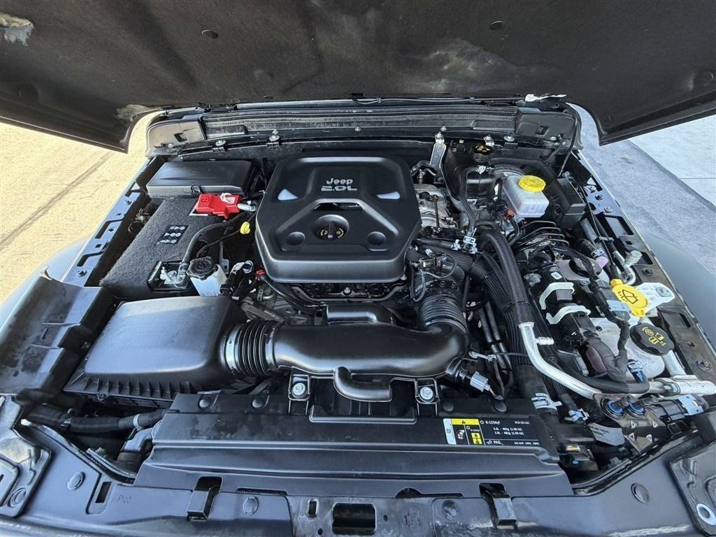 Used 2018 Jeep Wrangler Sport image 26