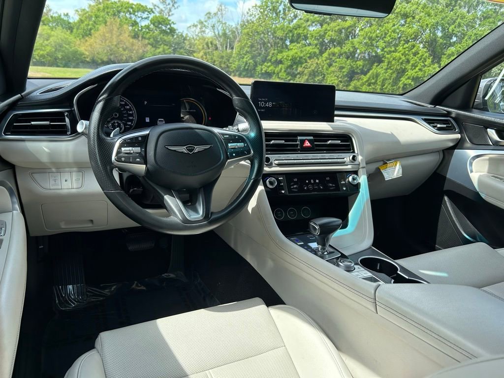 Used 2024 Genesis G70 2.5T image 12