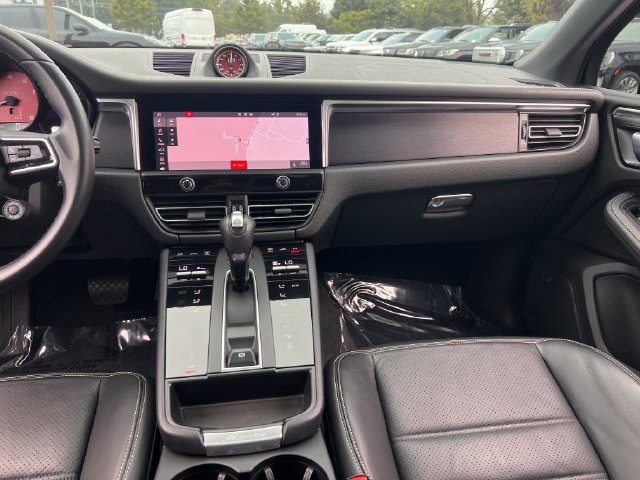 Used 2023 Porsche Macan GTS AWD/4WD image 14