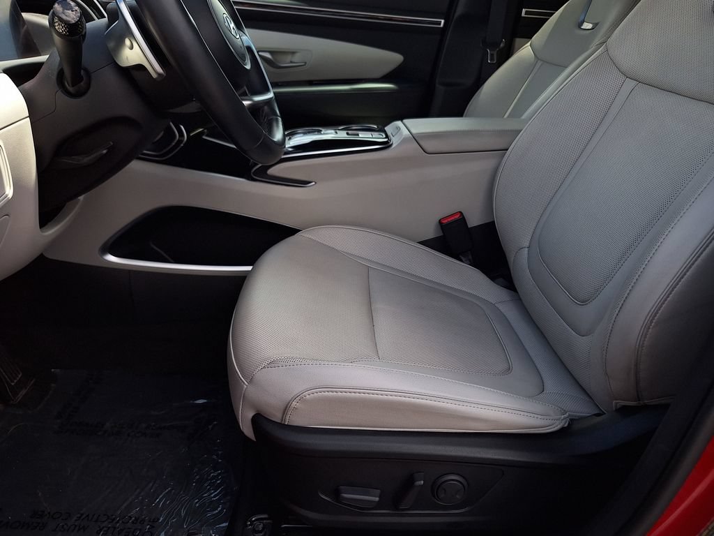 Certified 2022 Hyundai Tucson Limited AWD/4WD image 11