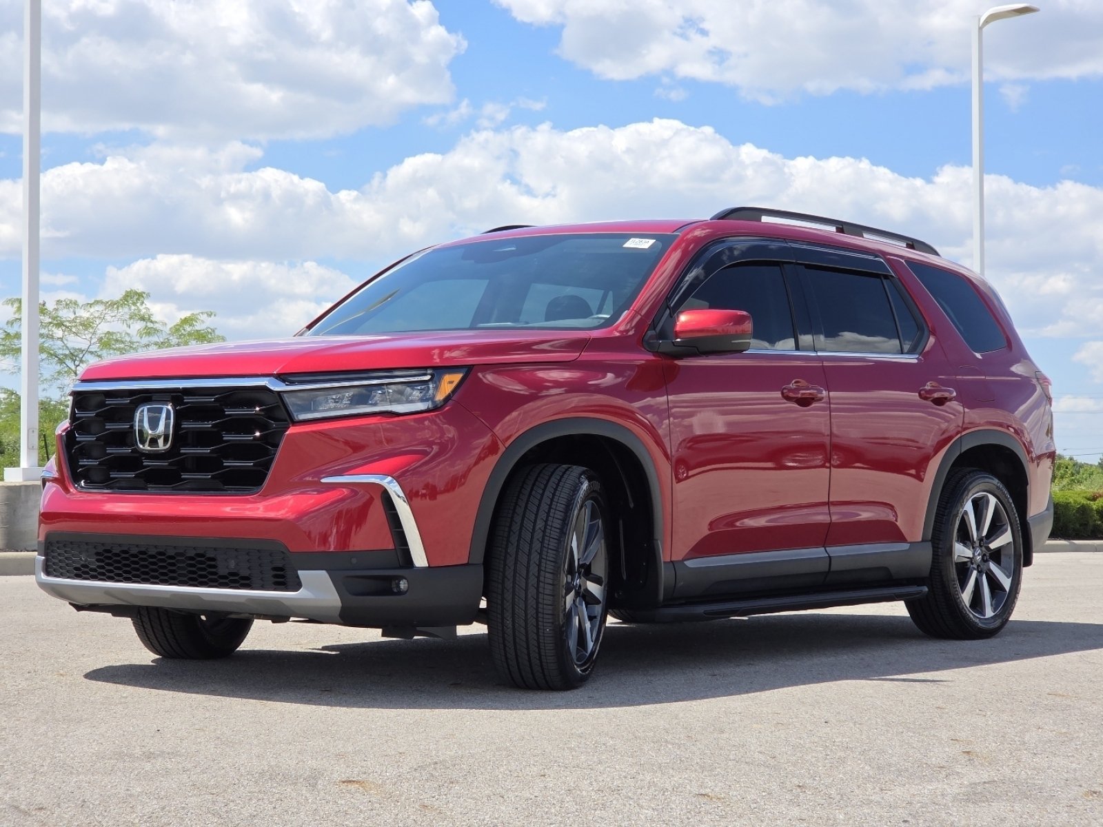 Used 2023 Honda Pilot Touring image 17