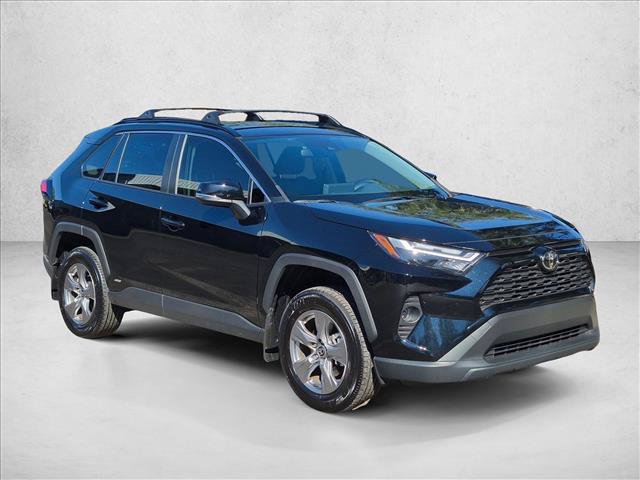 Used 2025 Toyota RAV4 XLE AWD/4WD image 3