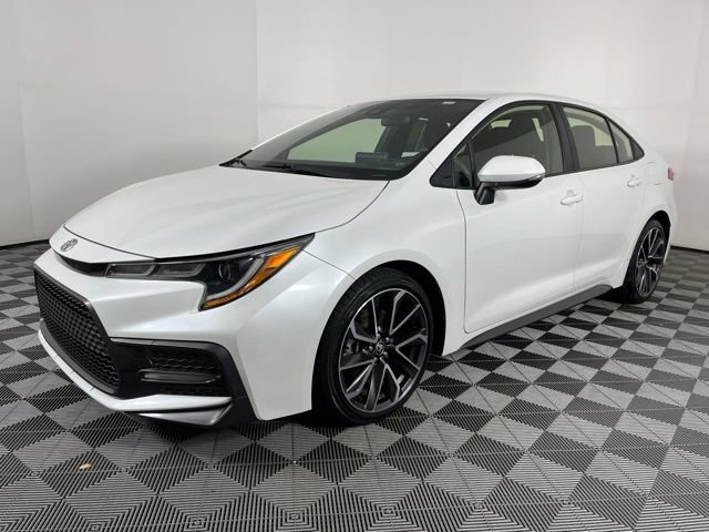 Used 2022 Toyota Corolla SE FWD image 6