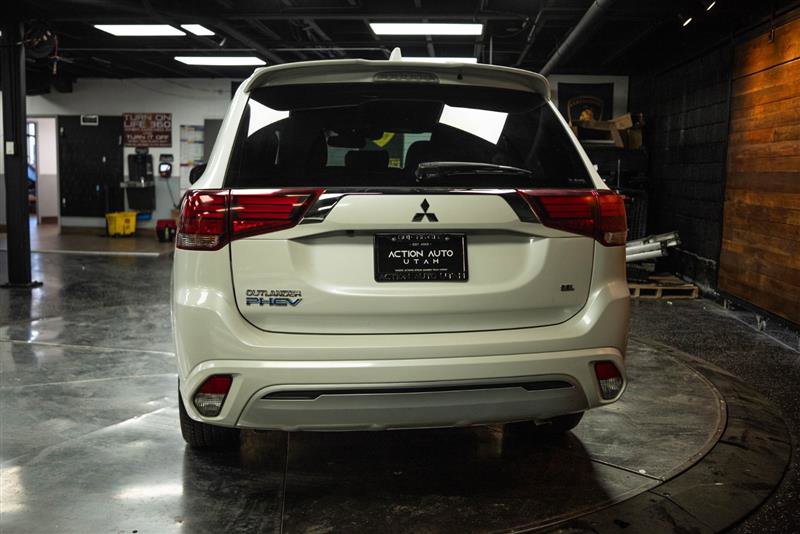 Used 2020 Mitsubishi Outlander SEL image 6