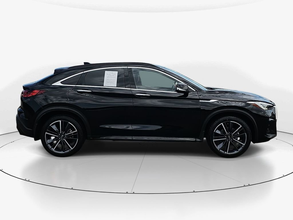 Used 2025 INFINITI QX55 Essential image 4