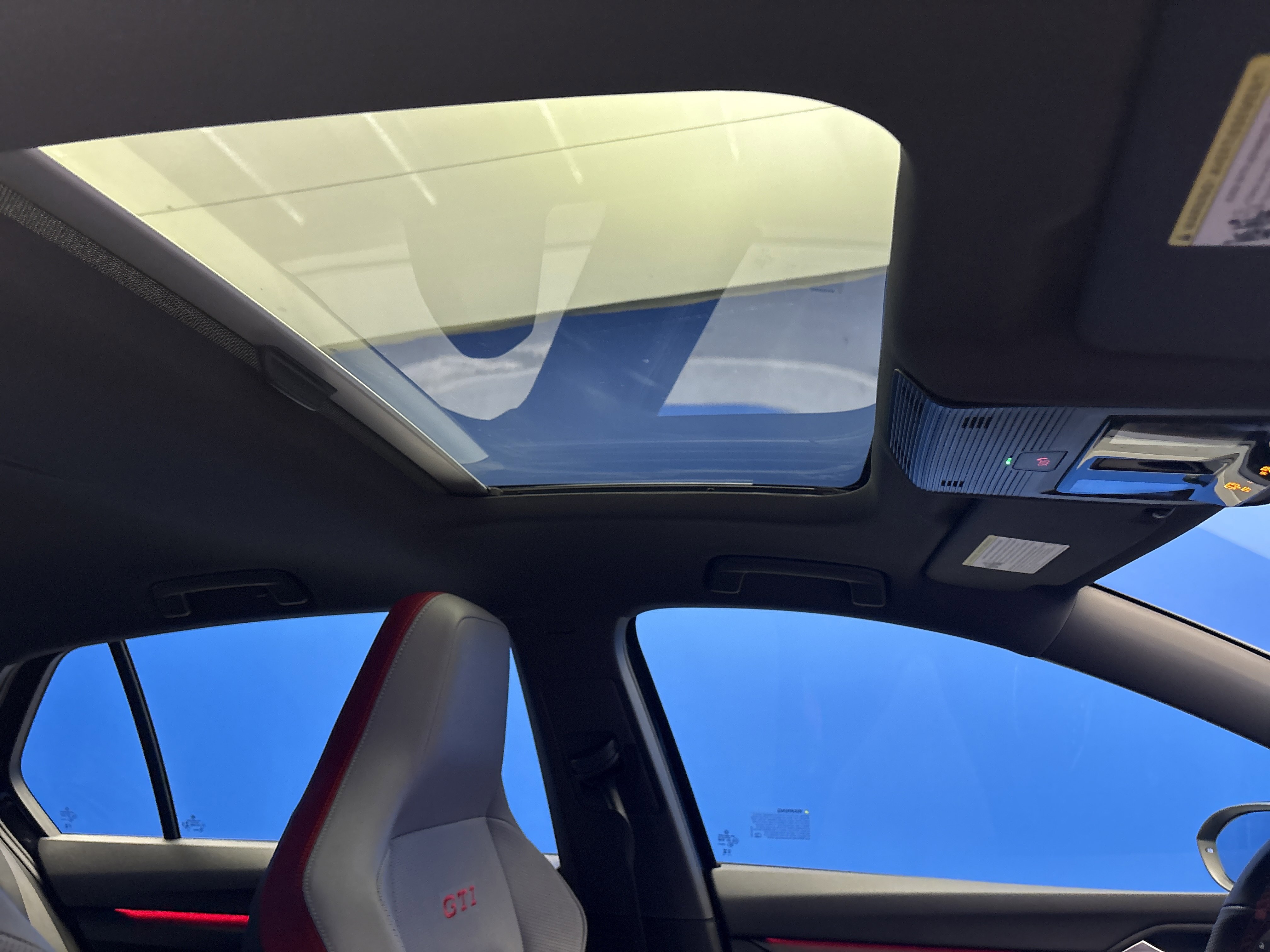 Used 2023 Volkswagen GTI Autobahn image 25