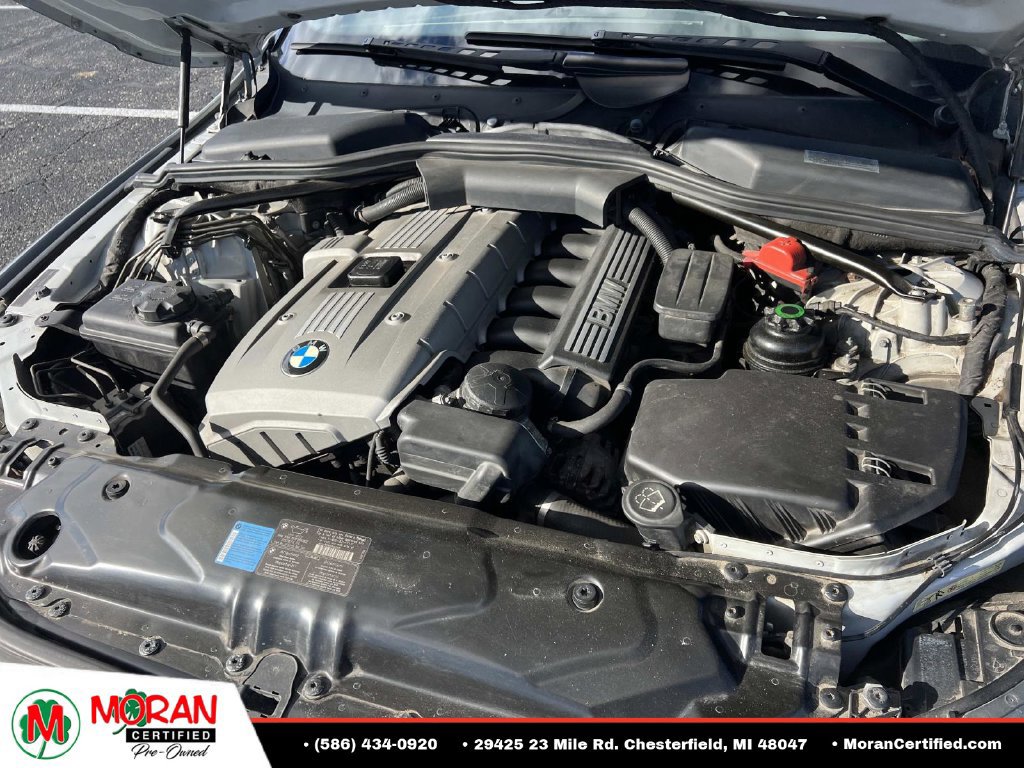 Used 2007 BMW 525xi Sedan AWD/4WD image 10