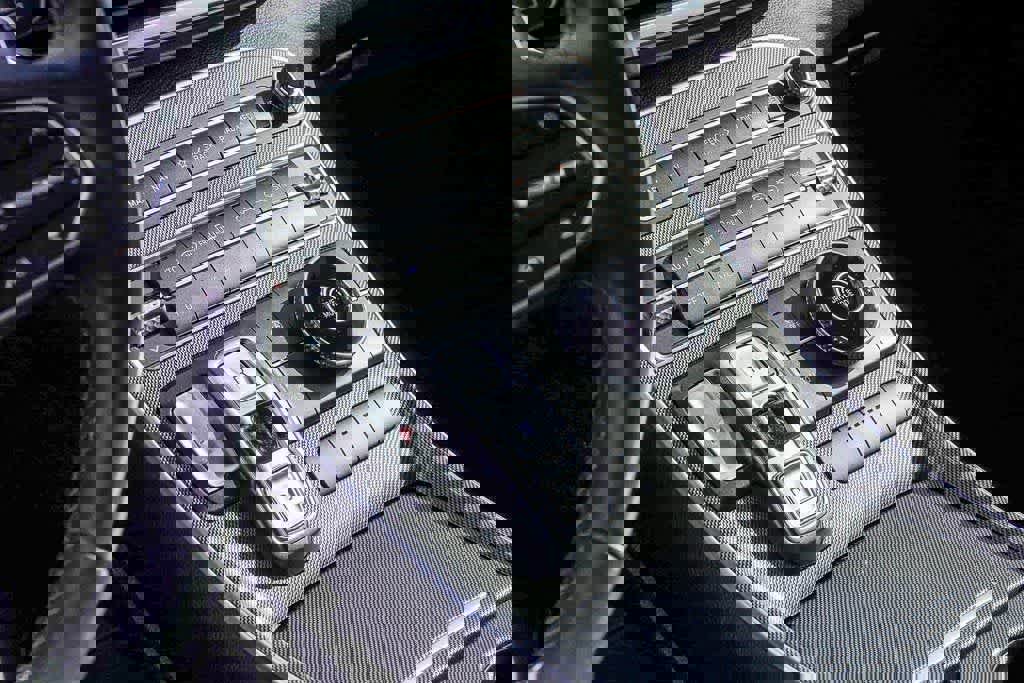 Used 2023 Hyundai Santa Fe SEL w/ Cargo Package image 18