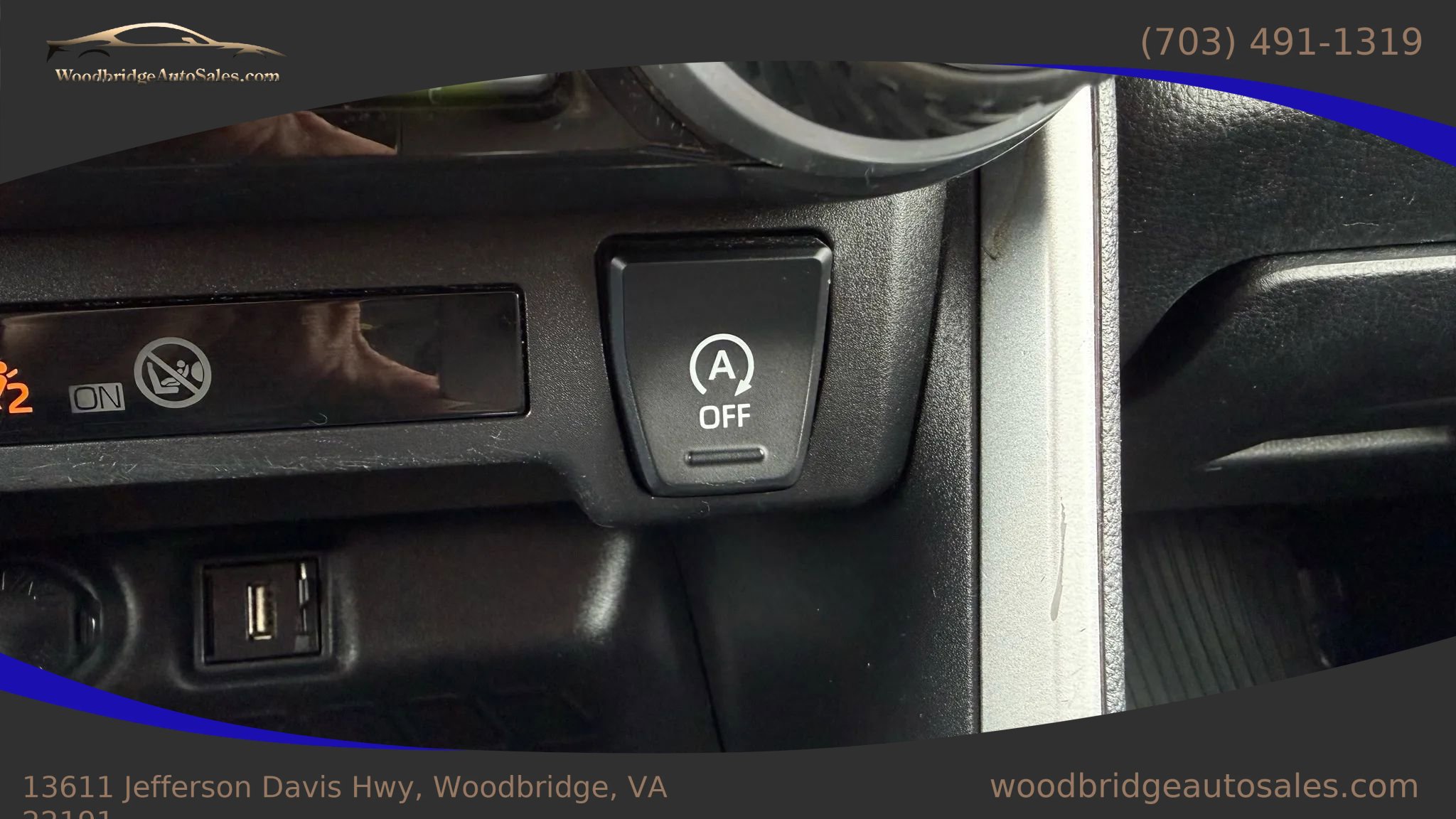 Used 2021 Toyota RAV4 XLE FWD image 25