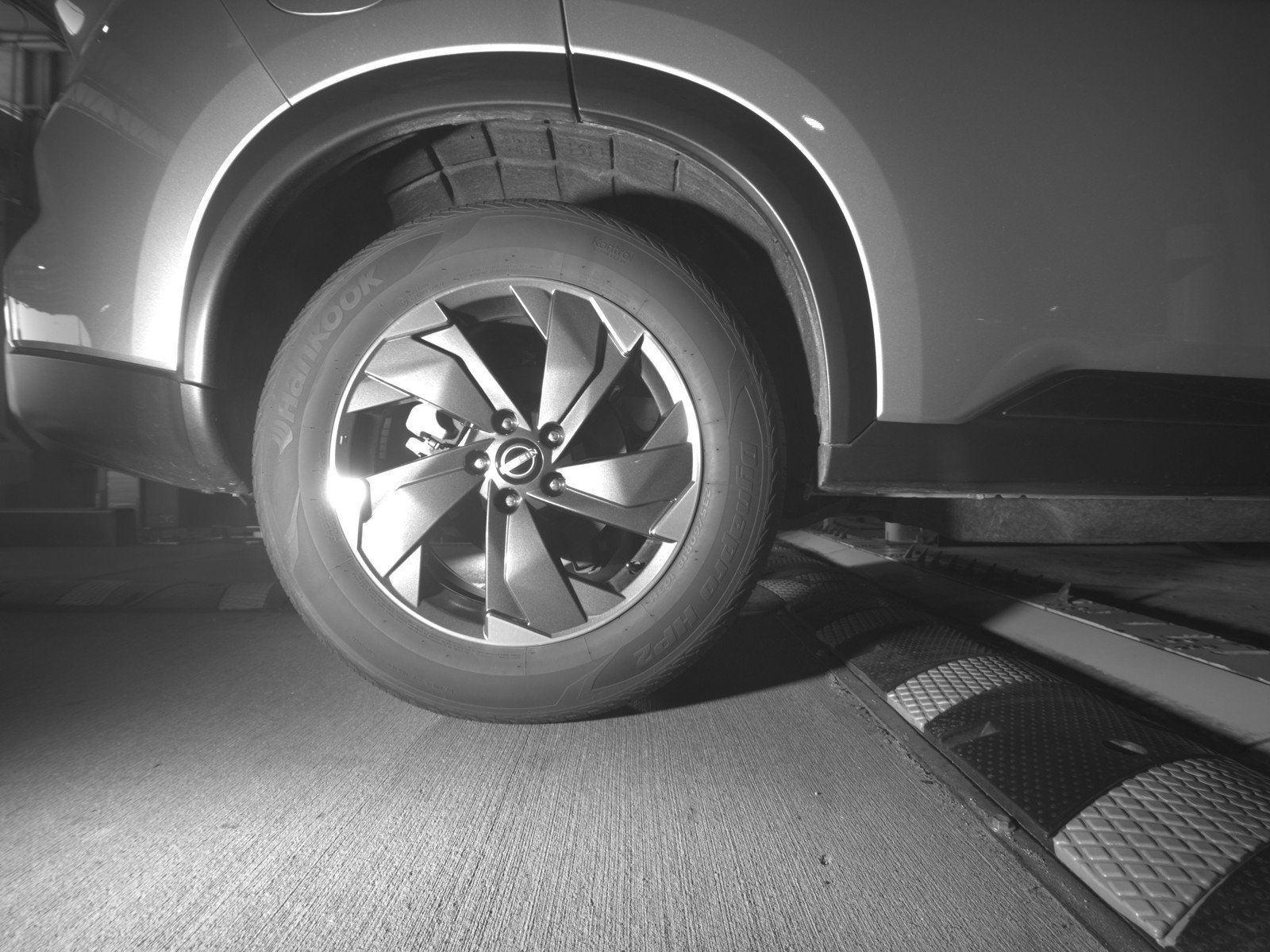 Used 2025 Nissan Rogue SV image 15