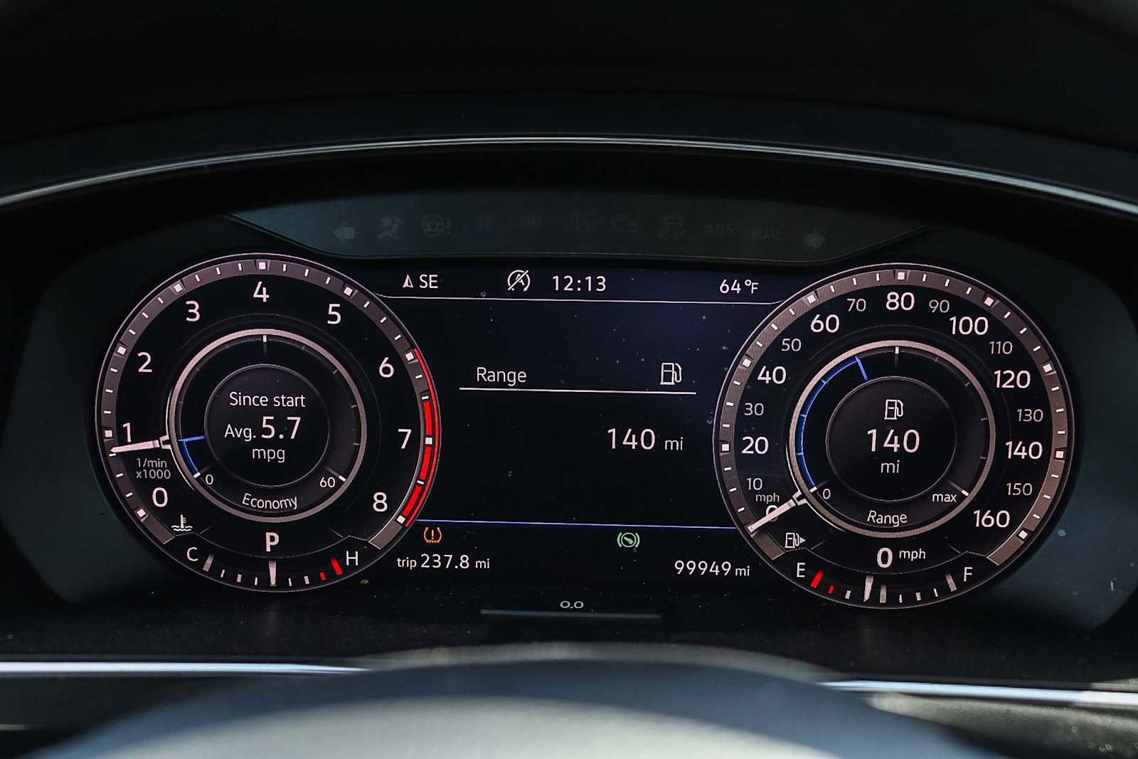 Used 2018 Volkswagen Tiguan SEL Premium FWD image 20